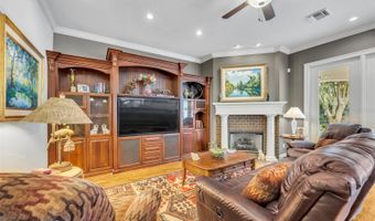 1031 GUERNSEY St, Orlando, FL 32804