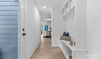 2461 Eaton Rd, Charlotte, NC 28205