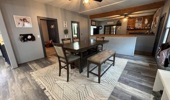 807 6th St, Aurora, NE 68818