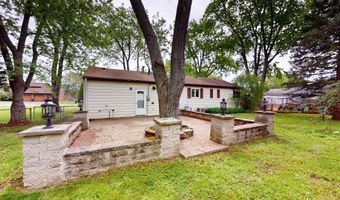 3336 N Betty Dr, Arlington Heights, IL 60004