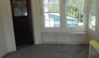 103 W Daniel St, Albany, MO 64402
