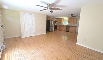17 Winwood Dr, Barnstead, NH 03225