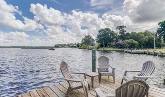 435 Christi Ln, Biloxi, MS 39531