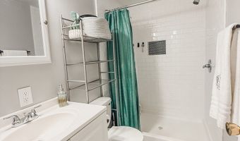 435 W Main St, Arcola, IL 61910