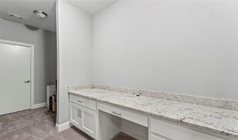 5803 Hyde Park, Bentonville, AR 72713