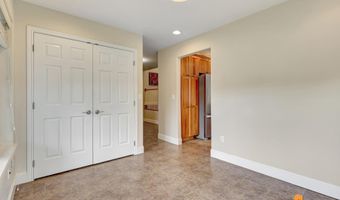 627 Orchid Cir, Anchorage, AK 99515