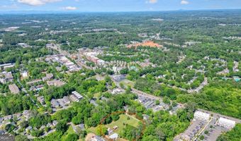 110 Barnesdale, Woodstock, GA 30188
