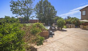 131 Hazelnut Dr, Fernley, NV 89408