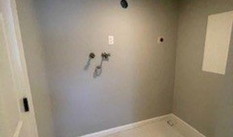1 Hickory St, Bristol, CT 06010