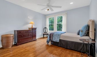 3 Sunset Dr, Asbury Park, NJ 07712