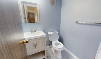 2609 Meade Ct, Ann Arbor, MI 48105