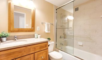 4141 N HENDERSON Rd 805, Arlington, VA 22203