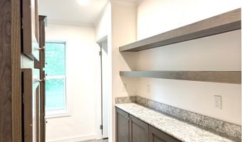 522 Begonia Ln, Altoona, WI 54720