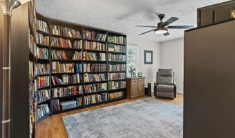 1604 Avondale Dr, Altavista, VA 24517