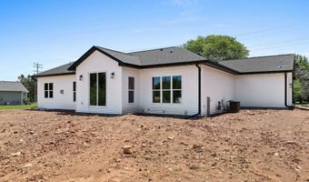 5728 W SPENCER St, Appleton, WI 54914