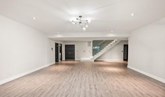 6600 RESERVES HILL Ct, Annandale, VA 22003