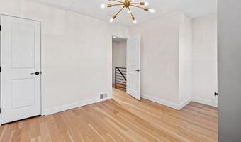 1639 LANG Pl NE, Washington, DC 20002