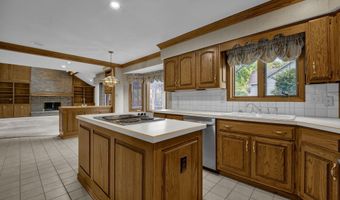 4744 Stonehaven Dr, Columbus, OH 43220