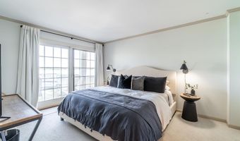 6540 W South Lake Gage Dr, Angola, IN 46703