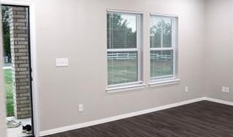702 W 6th St, Atoka, OK 74525