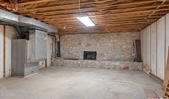 1541 Literberry Triopia Rd, Arenzville, IL 62611