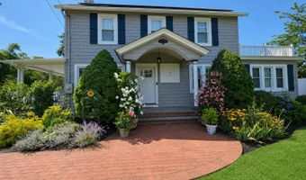 9 Ocean Ave, Amityville, NY 11701