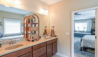 633 Wexford Ct, Acworth, GA 30102