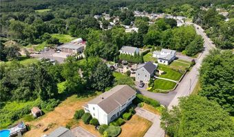 16 Old Simmonsville Rd, Johnston, RI 02919