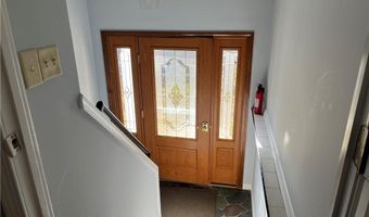 25 Water St, Johnston, RI 02919