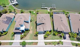5425 WISHING ARCH Dr, Apollo Beach, FL 33572