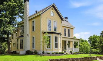 11005 Park Rd, Anchorage, KY 40223