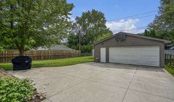 646 Dellwood Dr, Ann Arbor, MI 48103