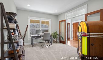 5254 Canyon River Dr NE, Ada, MI 49301