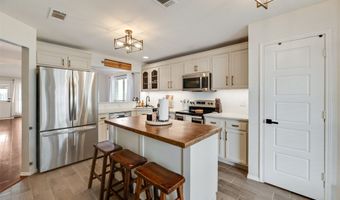 300 Meadow View Ln, Anna, TX 75409