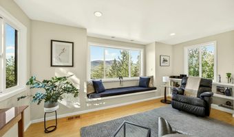 1927 Tamarack Pl, Ashland, OR 97520