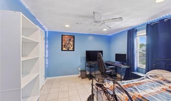 167 Central St, Lincoln, RI 02838