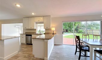 411 MONTICELLO Dr, Altamonte Springs, FL 32701