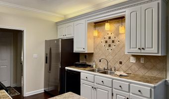205 Stonebriar Ln, Brandon, MS 39042