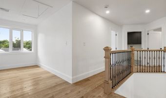 130 Zoar Ave, Attleboro, MA 02703