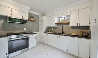 2104 N Wilburn Ave, Bethany, OK 73008