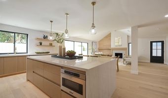 2465 Garfield St, Carlsbad, CA 92008