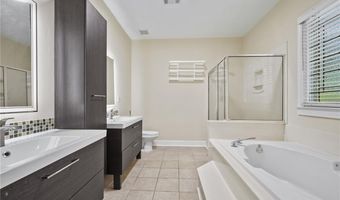 4505 Lakefield Bnd, Berkeley Lake, GA 30096
