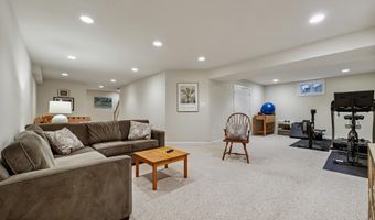 8807 RIDGE Rd, Bethesda, MD 20817