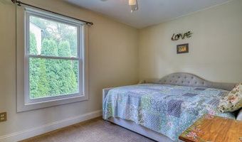 149 Hillside Ave, Harveys Lake, PA 18618