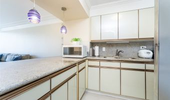 949 Ala Nanala St 702, Honolulu, HI 96818