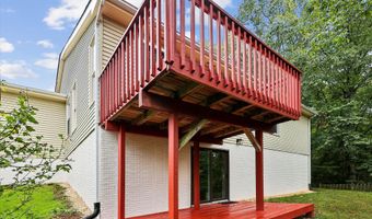 1003 MASTLINE Dr, Annapolis, MD 21401