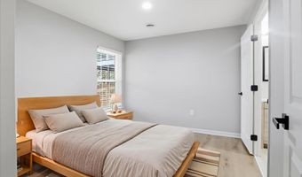 6607 CASTLE BAR Ct, Alexandria, VA 22315