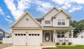 140 Pennant Ave, Beachwood, NJ 08722