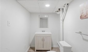 29 Dix Ave, Johnston, RI 02919