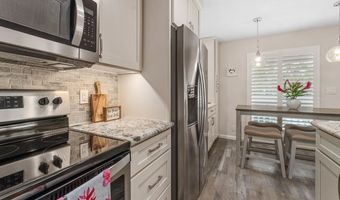 140 UWAPO Rd 58-204, Kihei, HI 96753